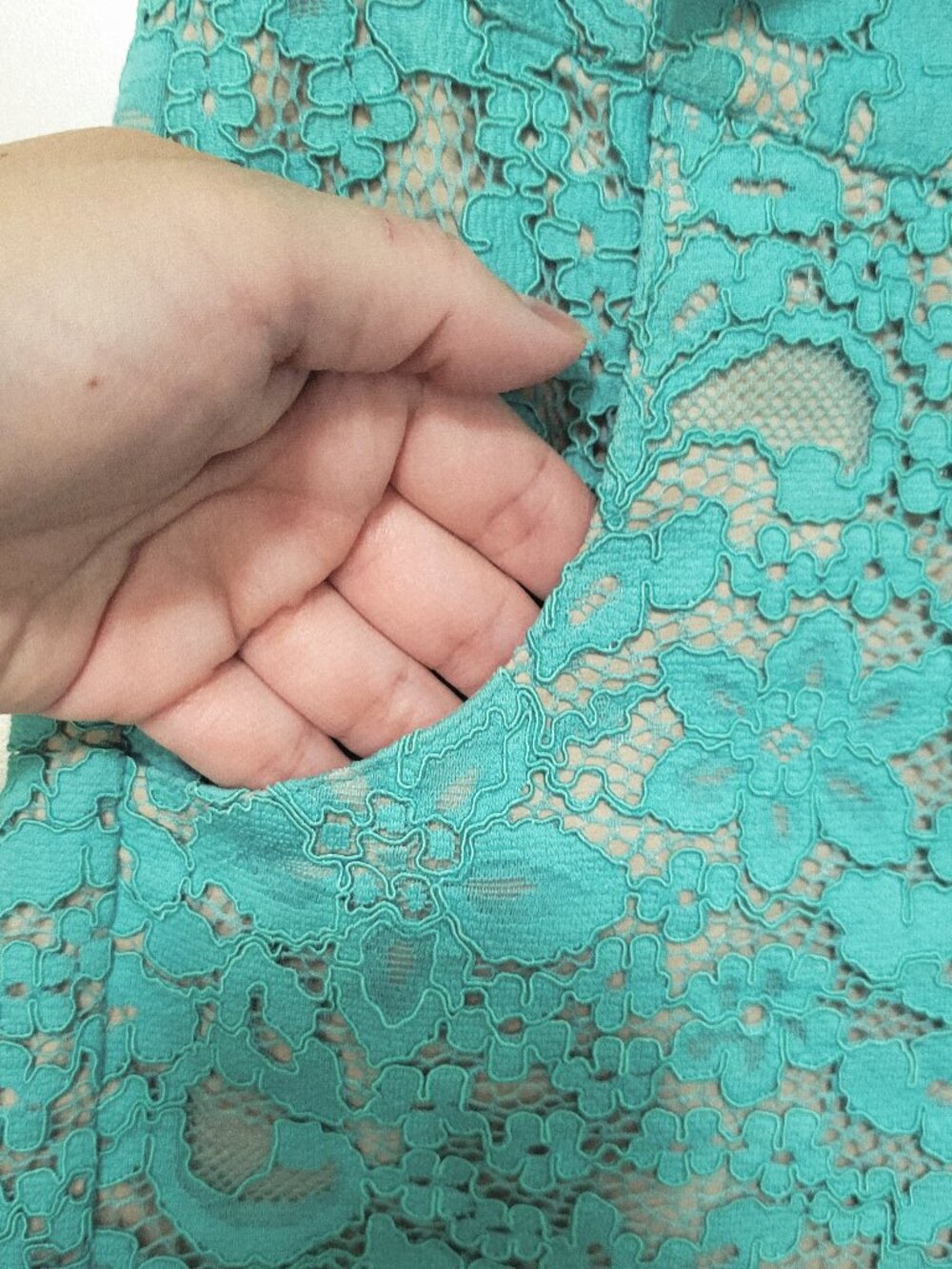 Guess by Marciano Boho Festival Soft Girl High Waisted Lace Belted Pockets Short - Picture 3 of 11